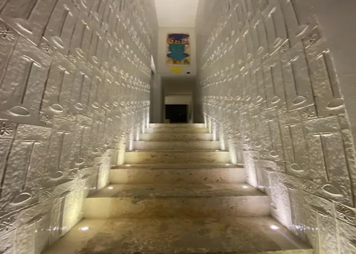 Hotel Autentico Vertical