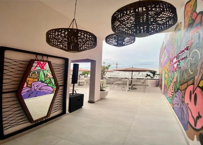 Pop Diez Boutique 4*