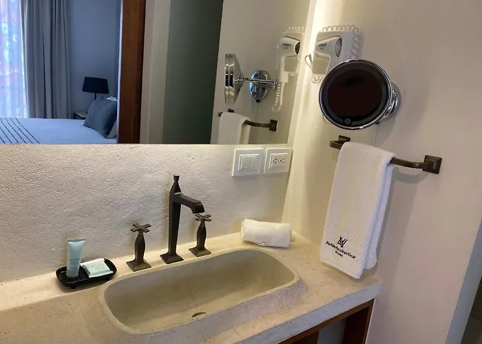 Auténtico Vertical Hotel Playa del Carmen