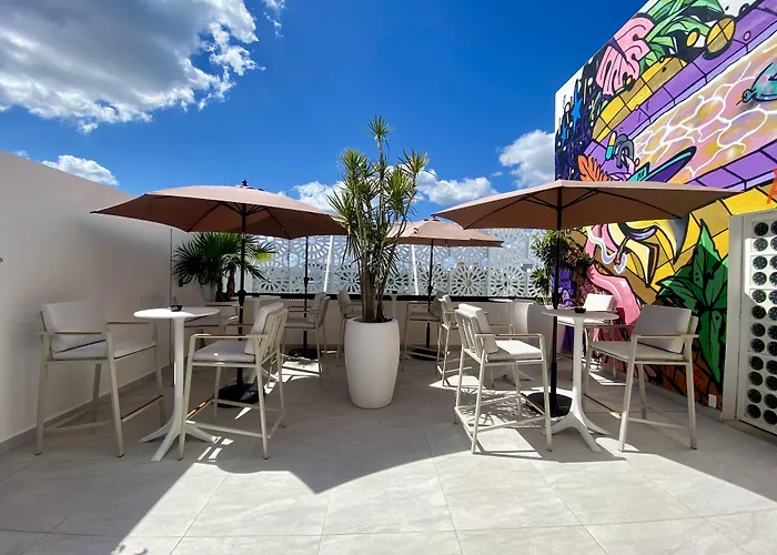Pop Diez Boutique Hotel