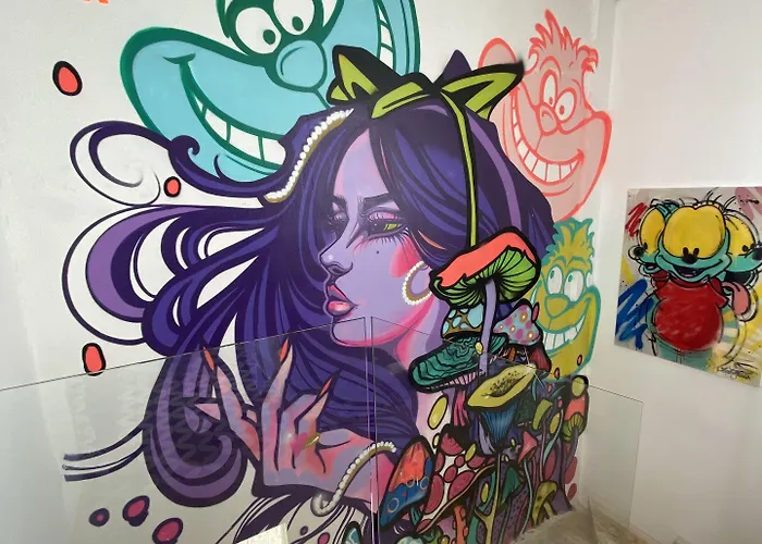 Pop Diez Boutique 4*